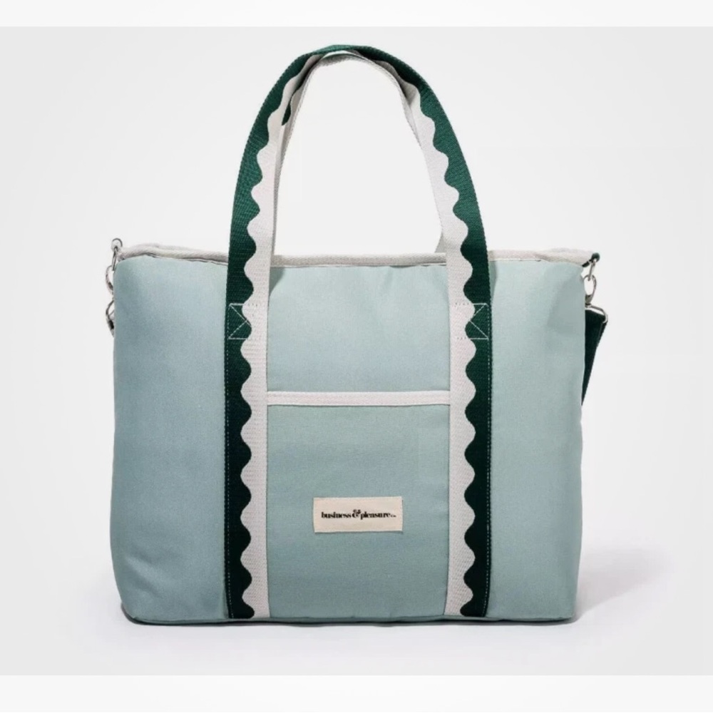 NWT Business & Pleasure Co The Holiday Cooler Tote Bag Rivie Green